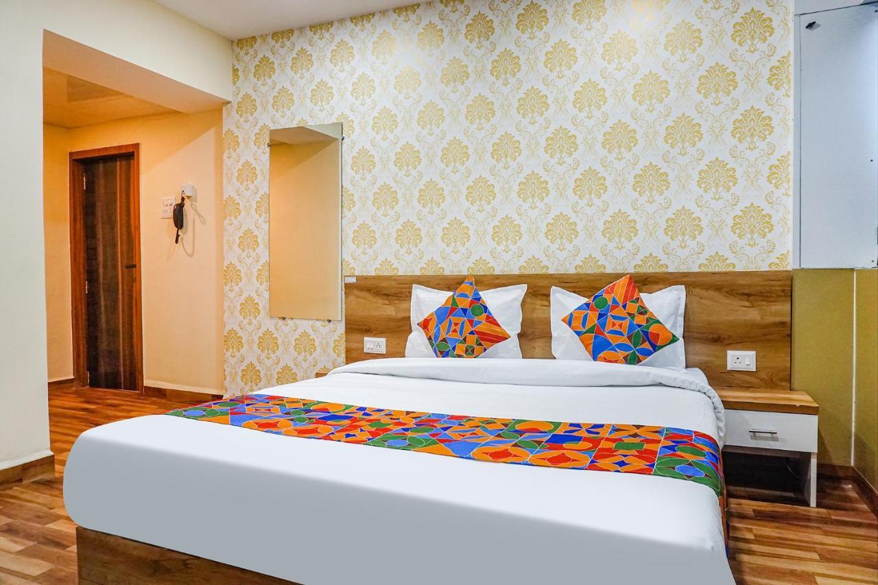 Fabhotel Tan Square - Nr Eon It Park ปูเน่ ภายนอก รูปภาพ