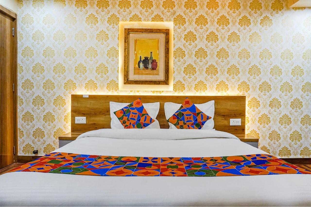 Fabhotel Tan Square - Nr Eon It Park ปูเน่ ภายนอก รูปภาพ